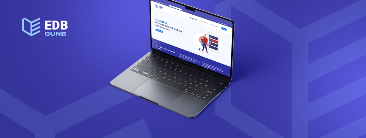 Laptop wyświetlający stronę internetową EDB GUNB (Elektroniczny Dziennik Budowy) na niebieskim tle z logotypem aplikacji po lewej stronie